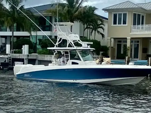 Boston Whaler 370 Outrage for sale in United States of America for $349,000 (£268,910)