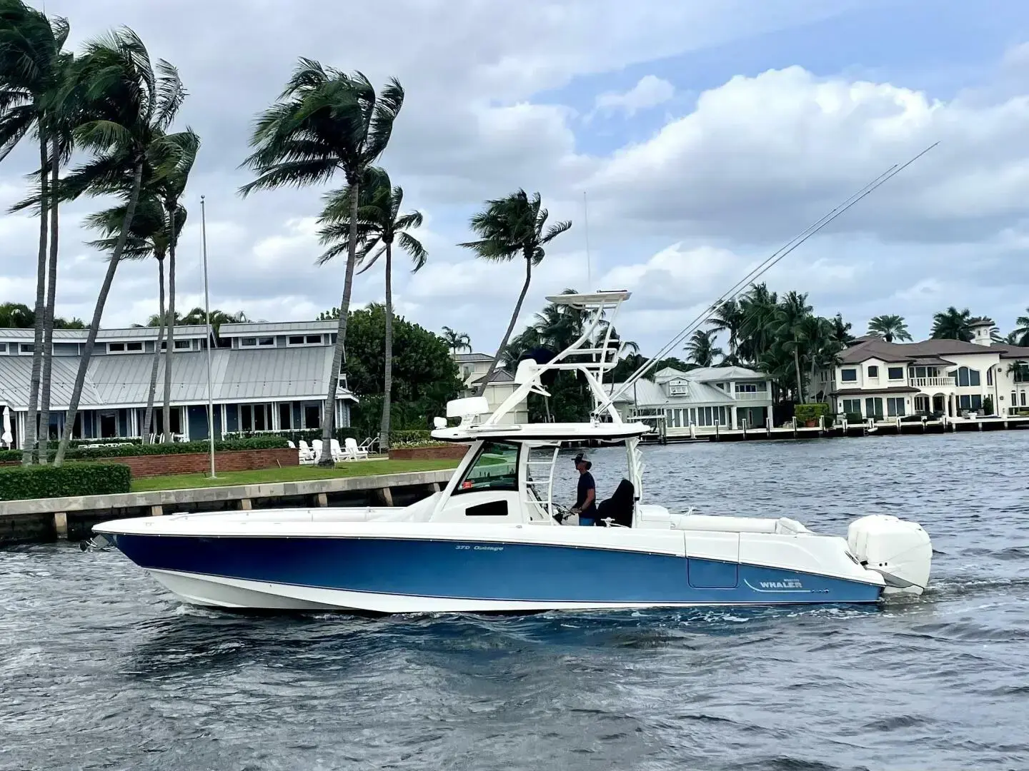 2013 Boston Whaler 370 outrage