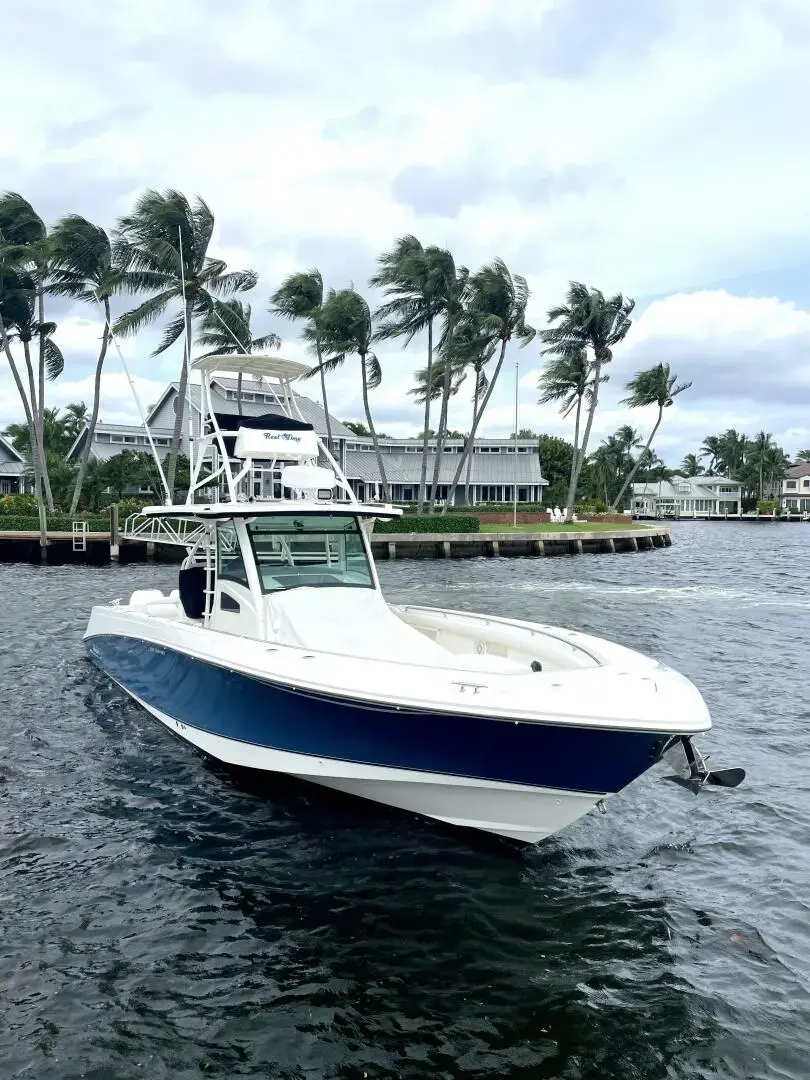 2013 Boston Whaler 370 outrage