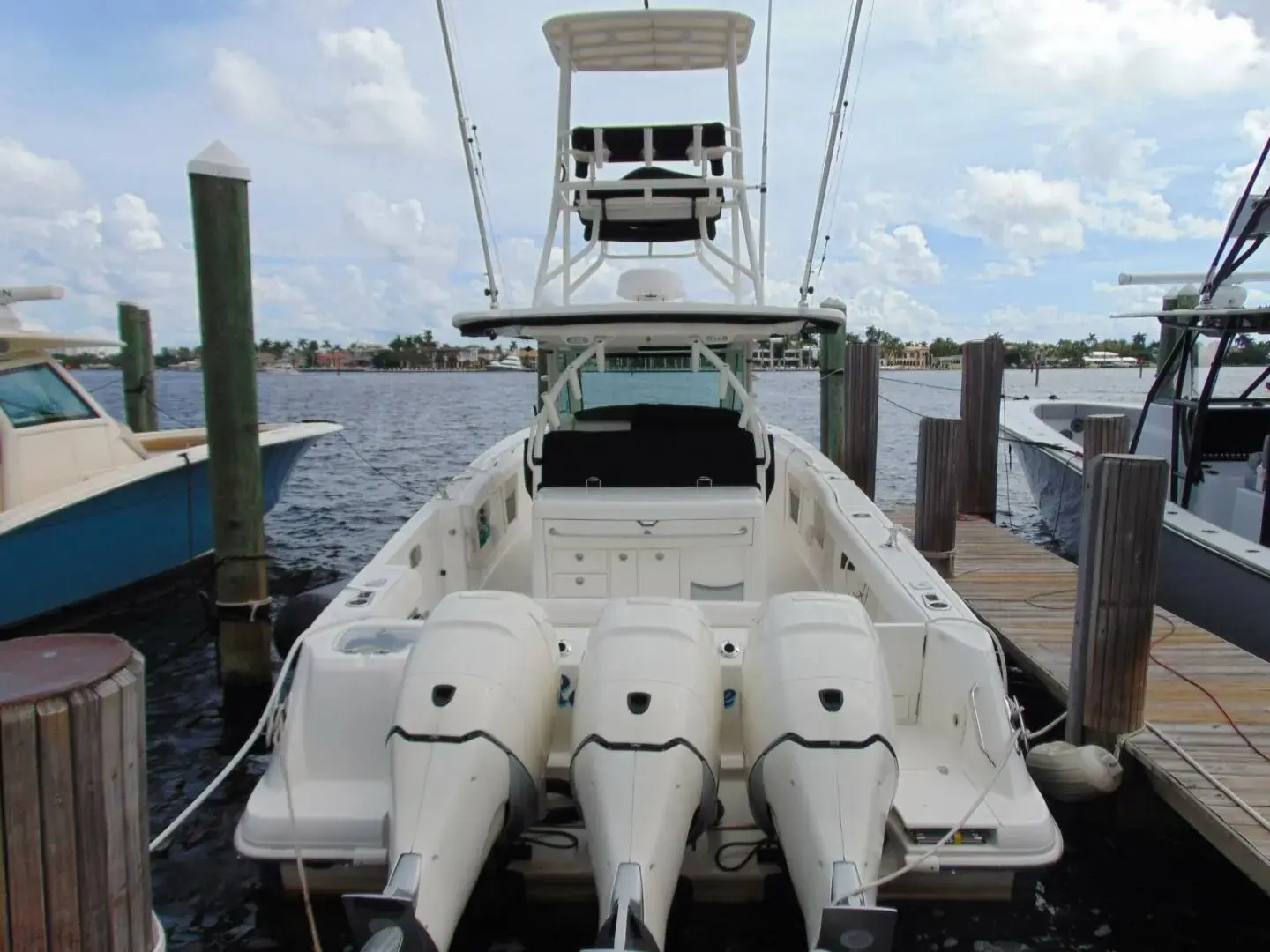 2013 Boston Whaler 370 outrage