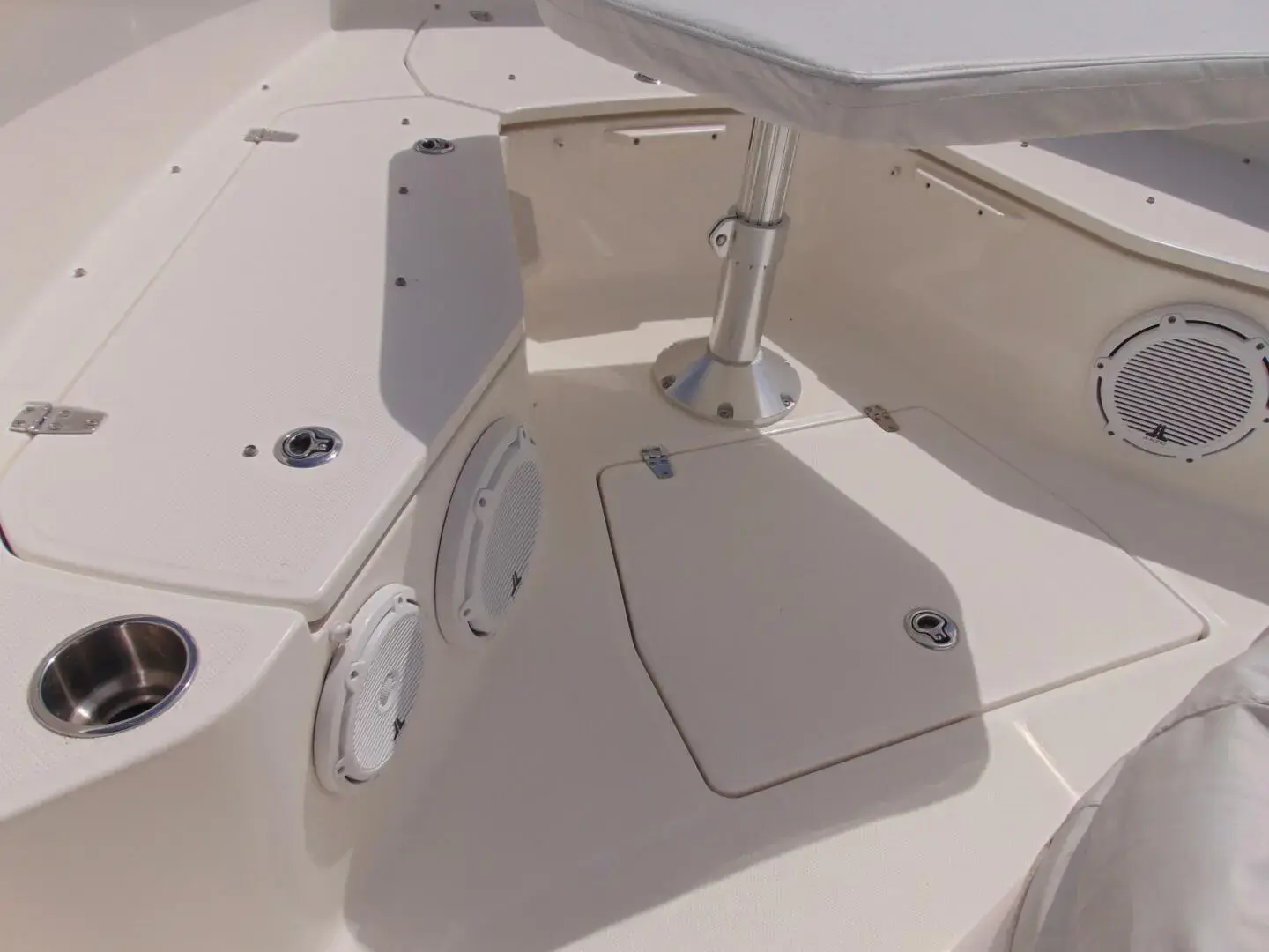 2013 Boston Whaler 370 outrage