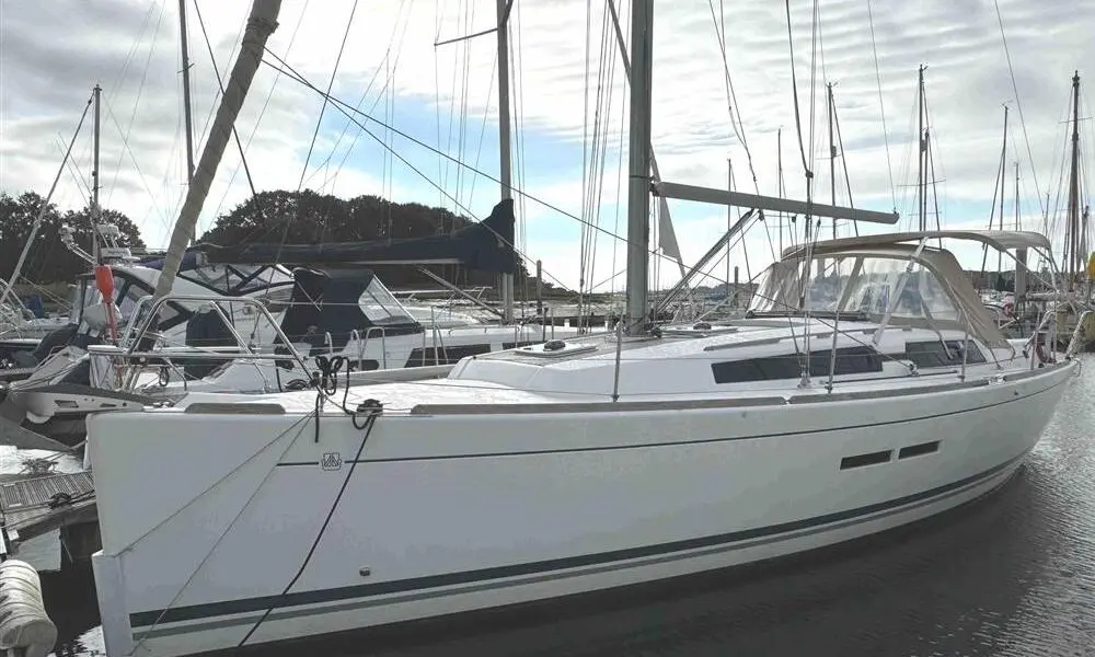 2013 Dufour 375 grand large