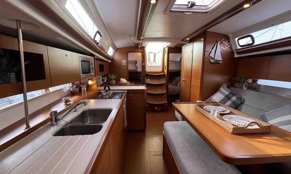 2013 Dufour 375 grand large