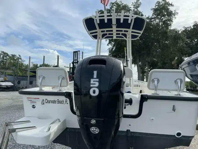 Boston Whaler 190 Montauk