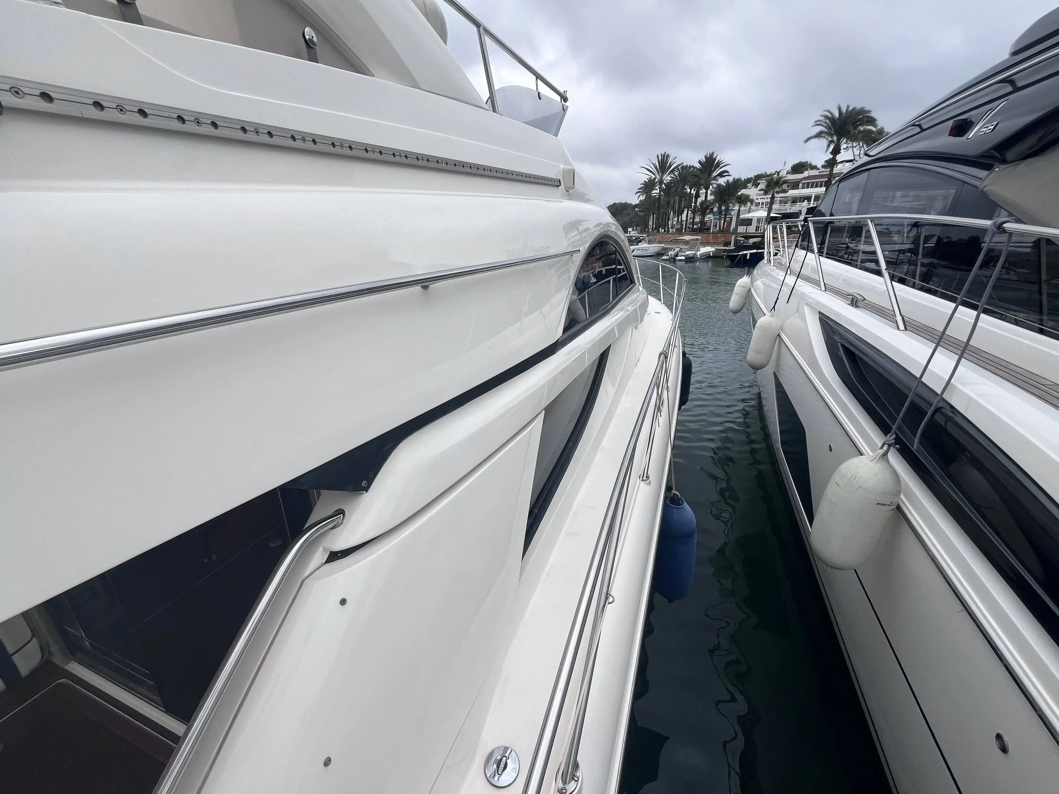 2004 Fairline phantom 46