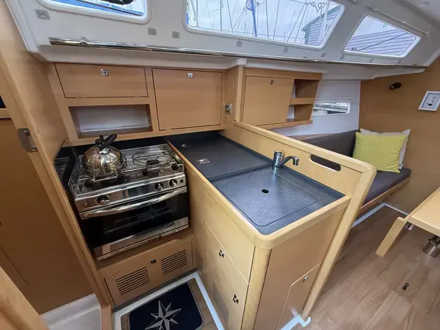 Jeanneau Sun Odyssey 319