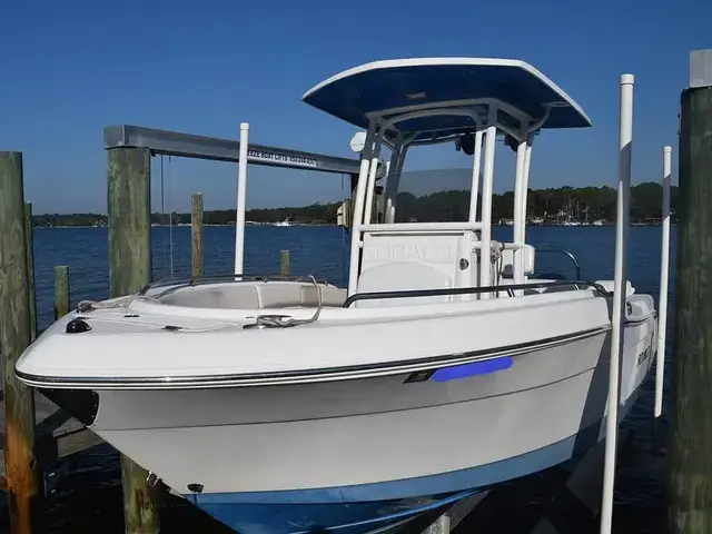 Robalo R222 for sale in United States of America for $52,000