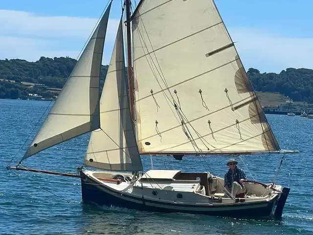 Classic Oystercatcher 16 Gaff Cutter