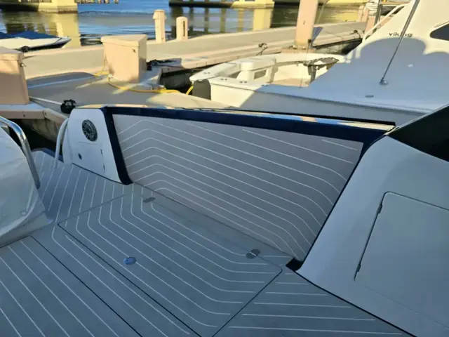 Azimut 47