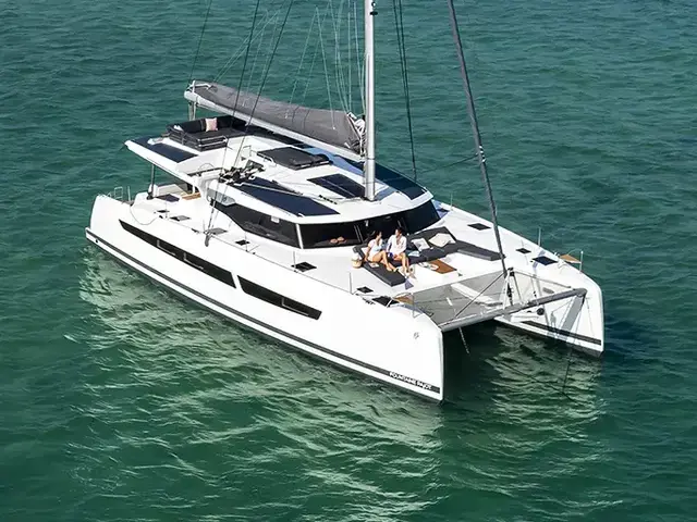 Fountaine Pajot Aura 51