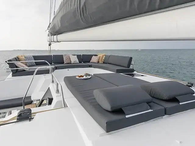 Fountaine Pajot Aura 51