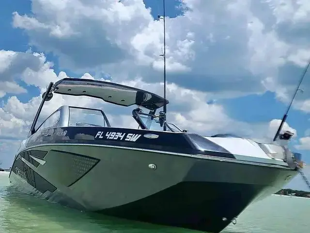 Scarab Boats 285 ID