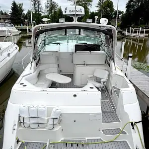 1996 Cruisers Yachts 3775 Esprit