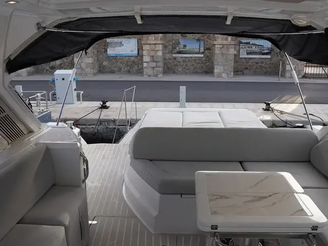 Azimut Atlantis 51