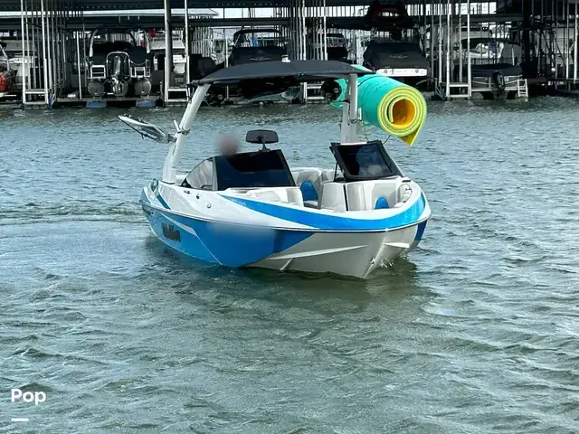 Malibu 21 Vlx