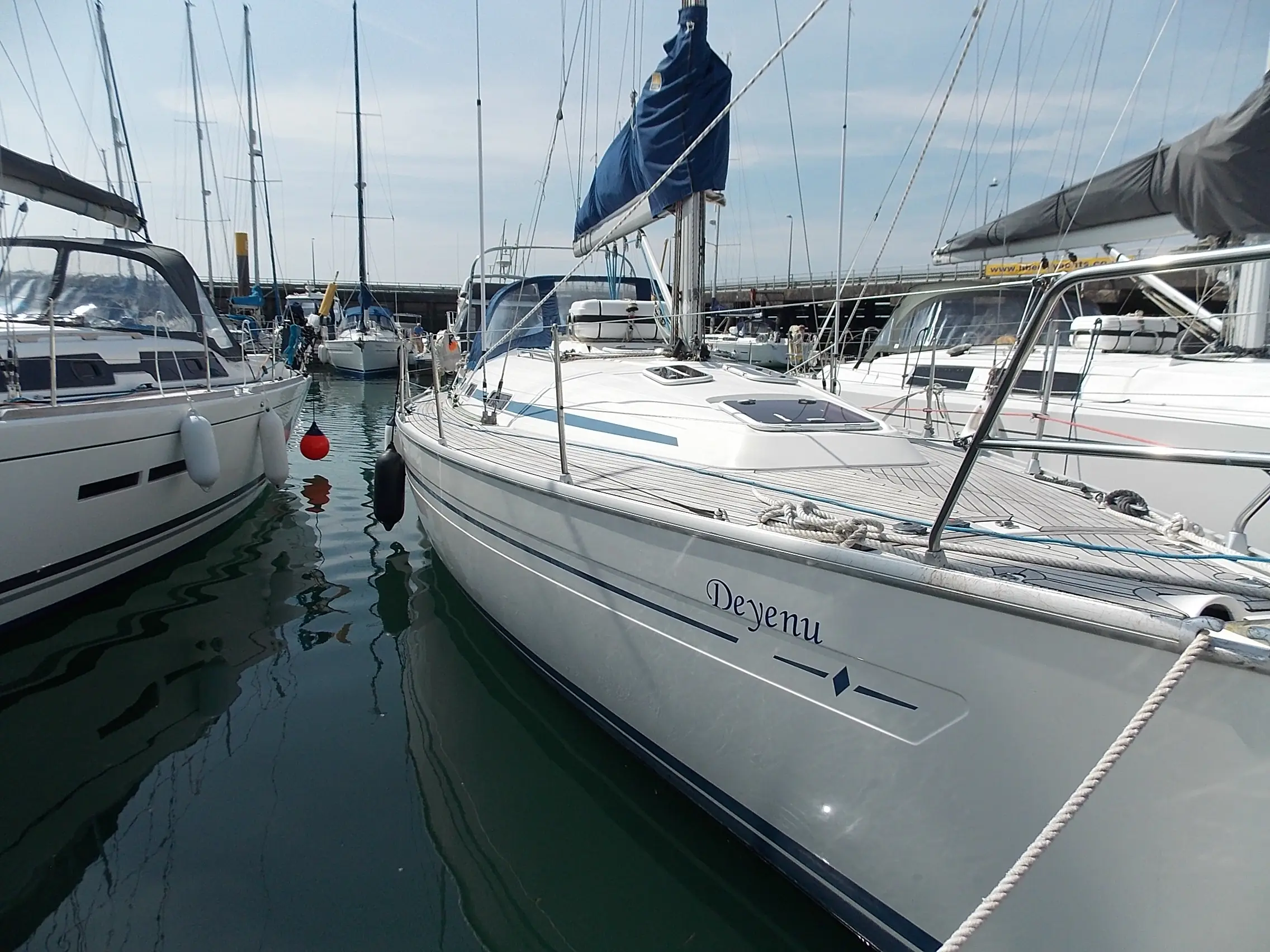 2004 Bavaria 36