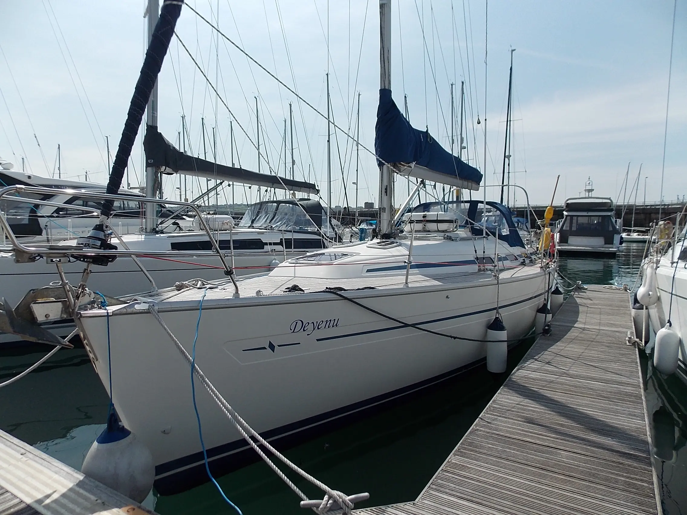 2004 Bavaria 36