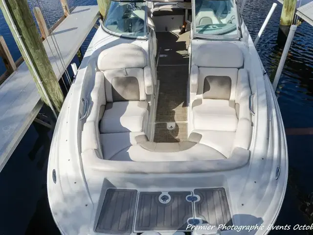 Crownline E26XS