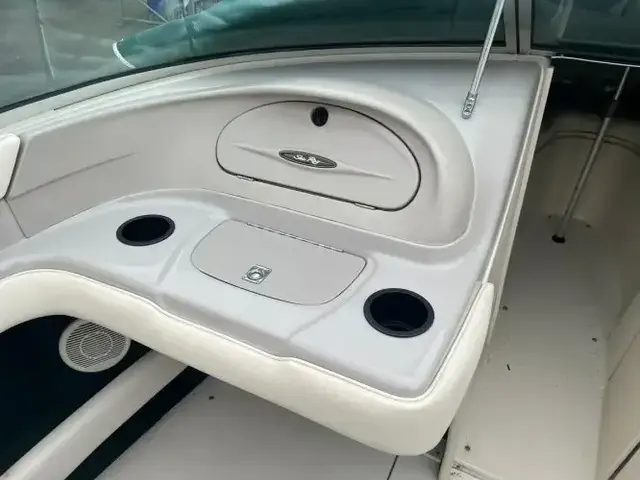 Sea Ray 210 Bow Rider