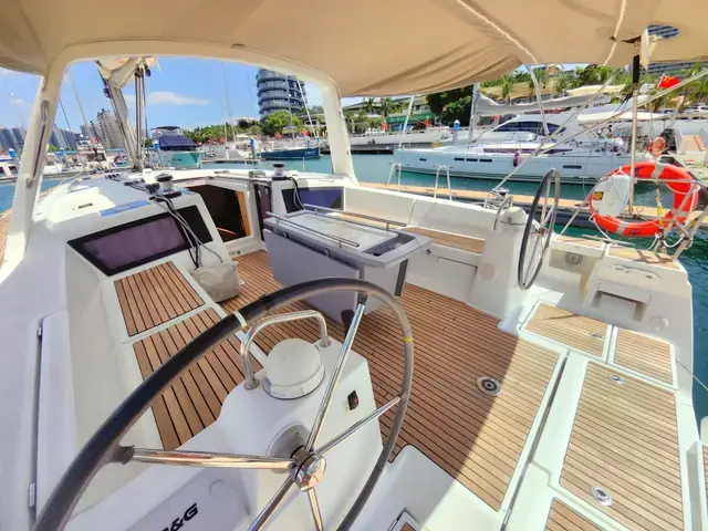 Beneteau Oceanis 48