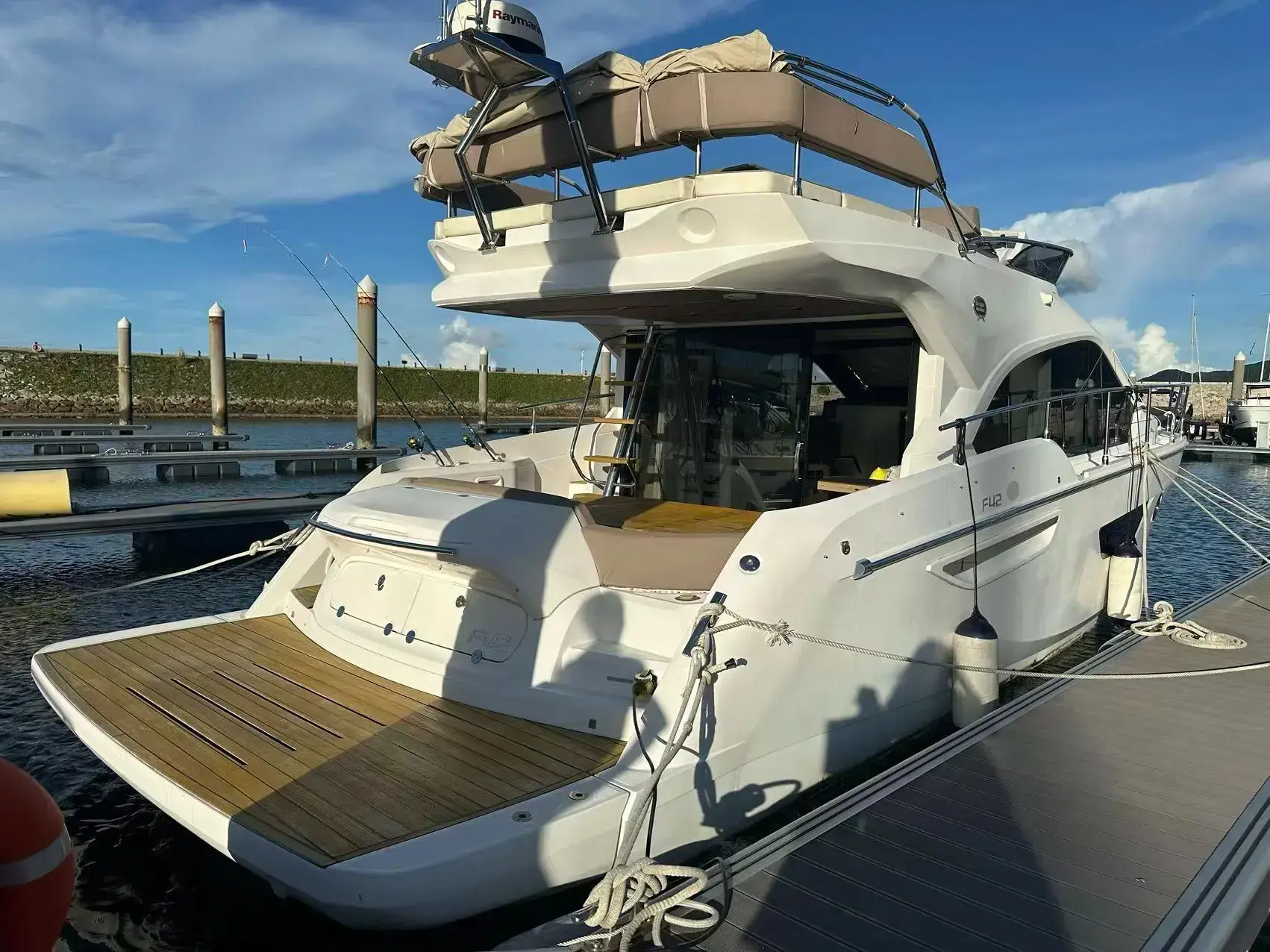 2017 Sessa f42 flybridge