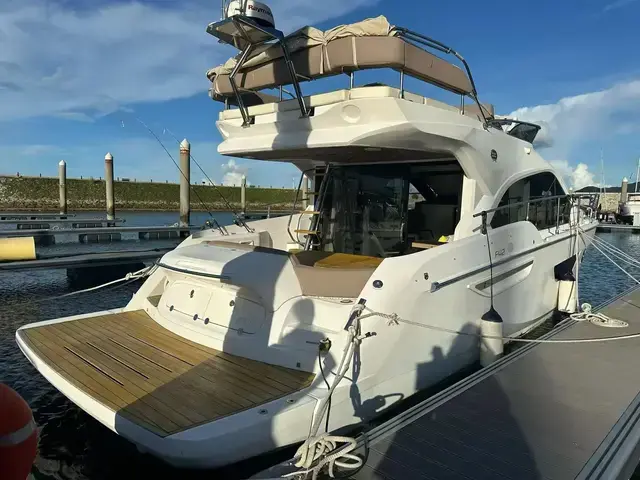 Sessa F42 Flybridge