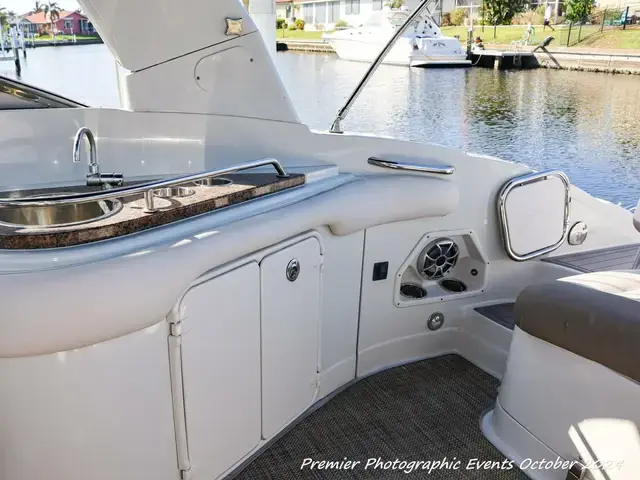 Crownline E26XS