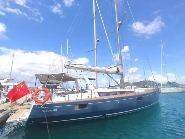 Beneteau Oceanis 48