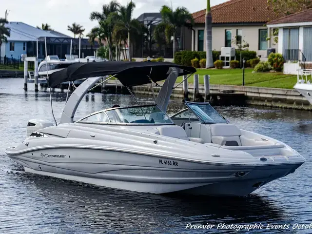 Crownline E26XS