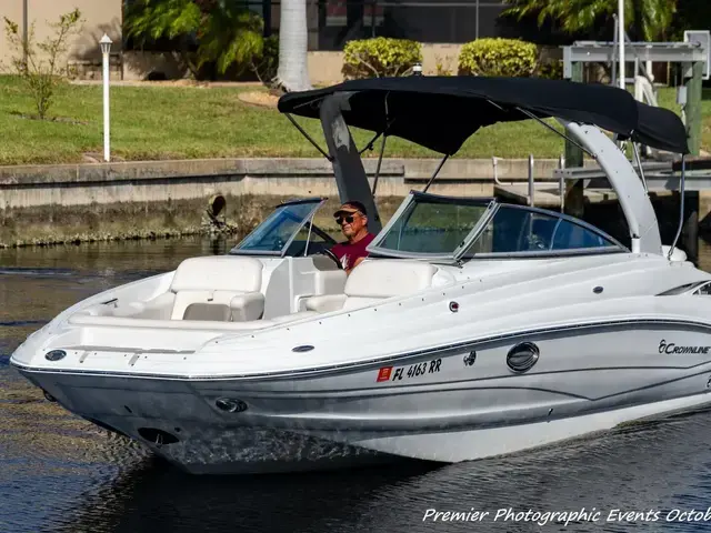 Crownline E26XS