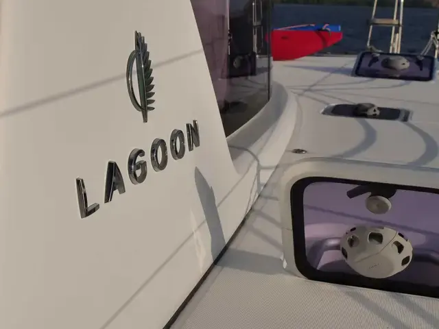 Lagoon 42