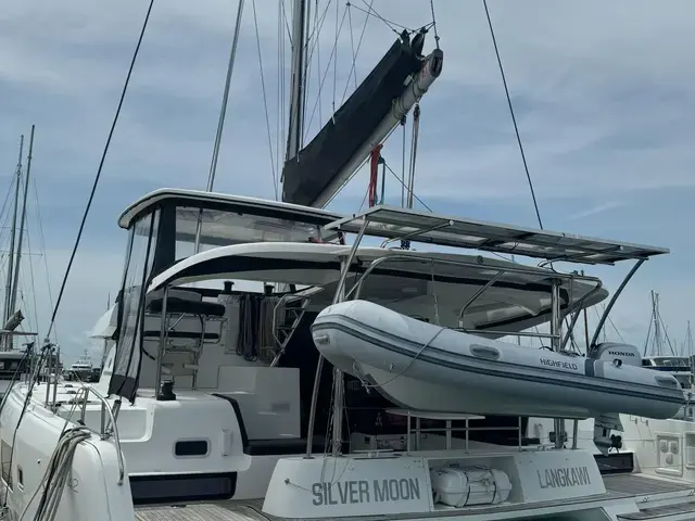 Lagoon 42