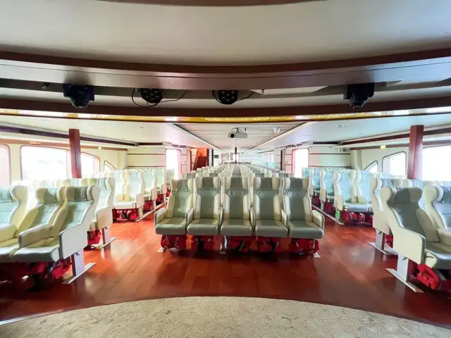 Jianglong Passenger Craft 49M