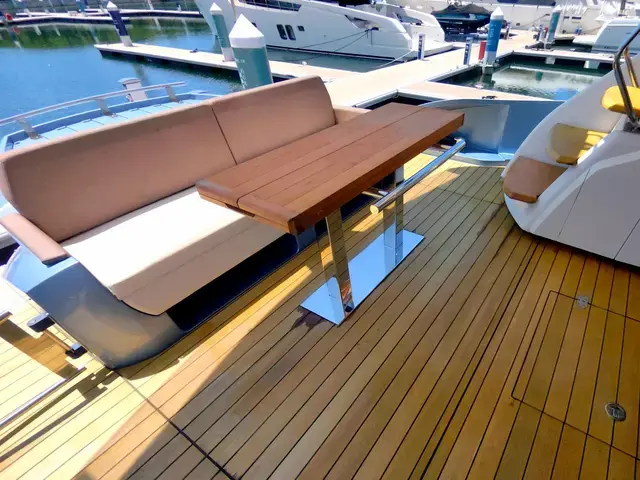 Sessa F68 Flybridge