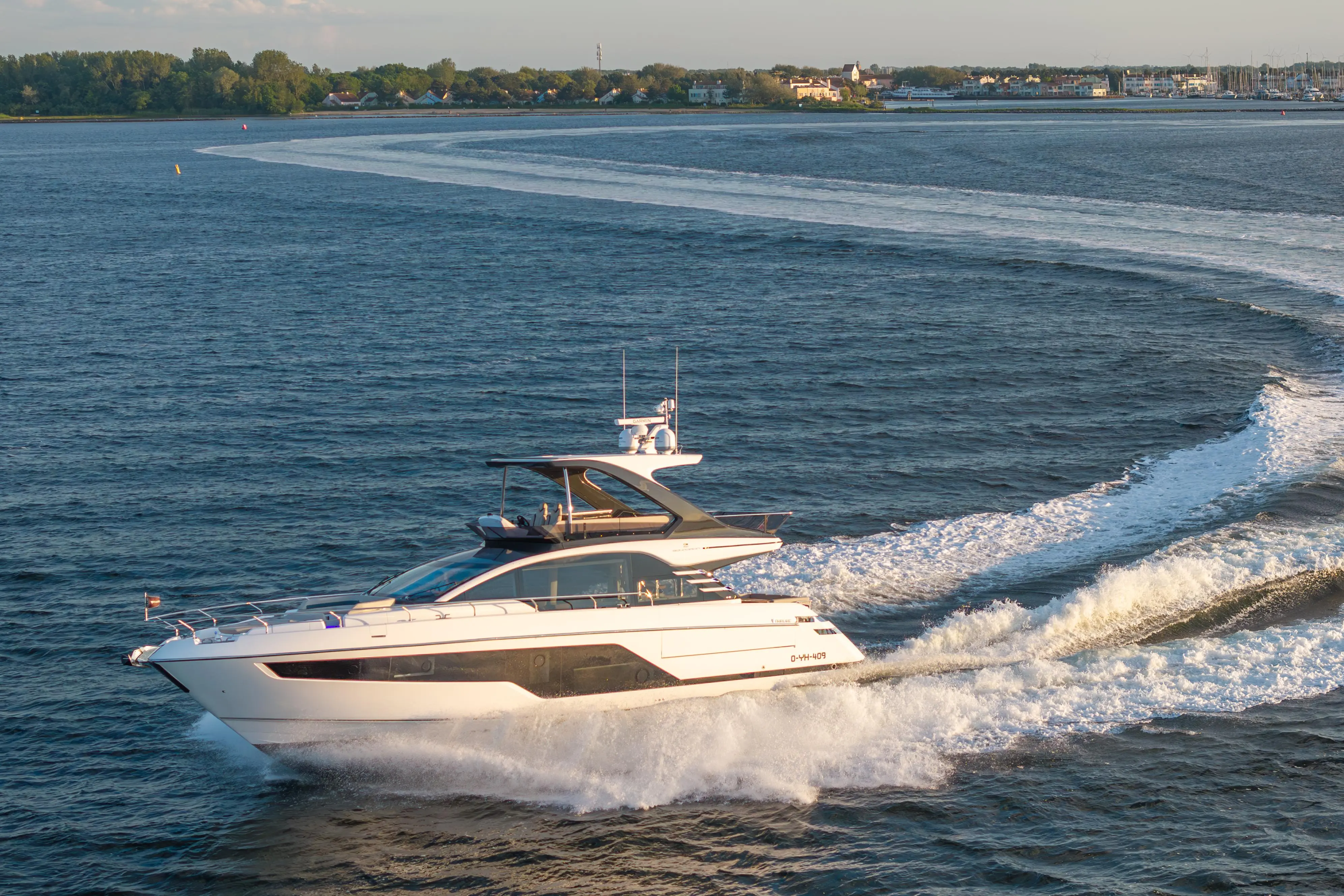 2025 Fairline squadron 58