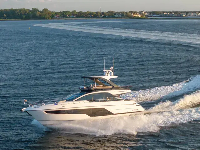 Fairline Squadron 58