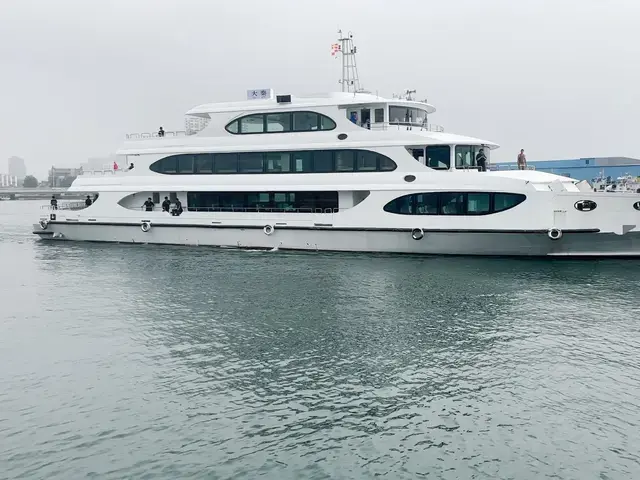 Jianglong Passenger Craft 49M