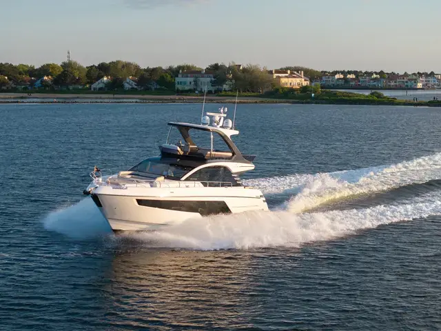 Fairline Squadron 58