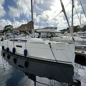 2018 Jeanneau Sun Odyssey 349