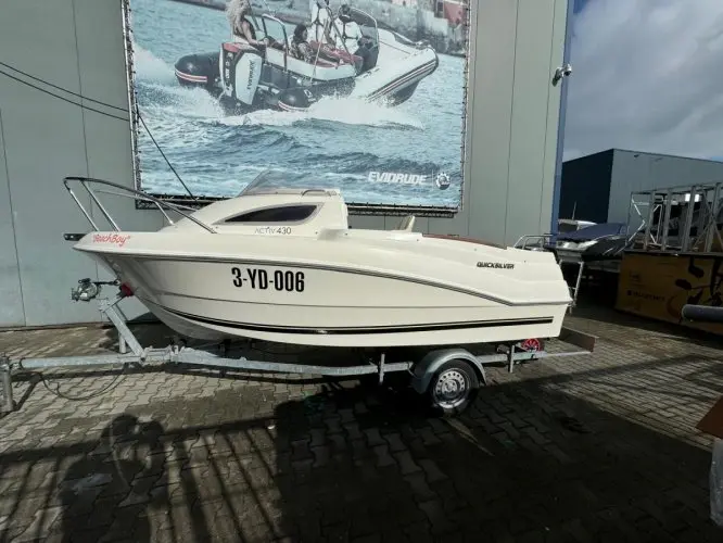 2013 Quicksilver activ 430