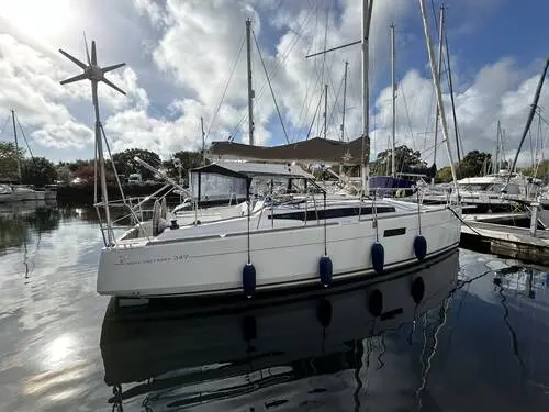 2018 Jeanneau sun odyssey 349