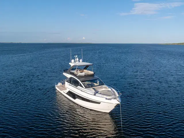 Fairline Squadron 58