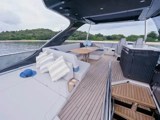 Fairline Squadron 58