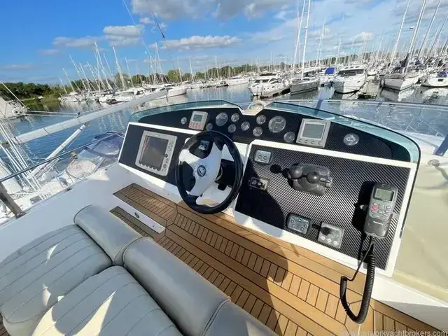 Fairline Squadron 58