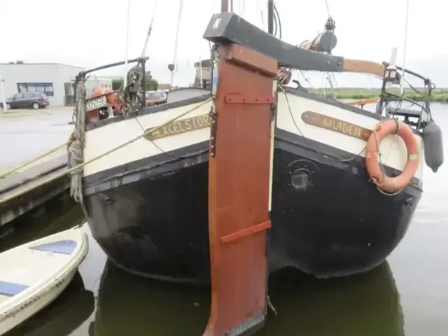 Hasselteraak 24.00 Charter-woonschip