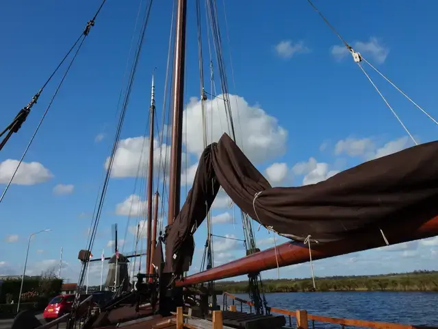 Hasselteraak 24.00 Charter-woonschip