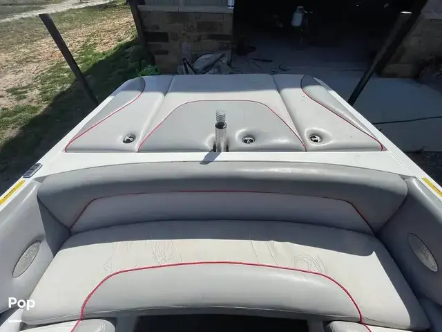 Centurion Boats Lightning Storm