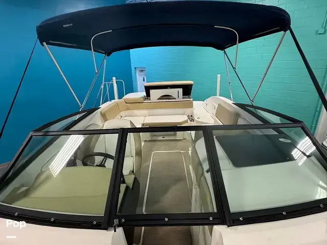 Sea Ray 230 Spx