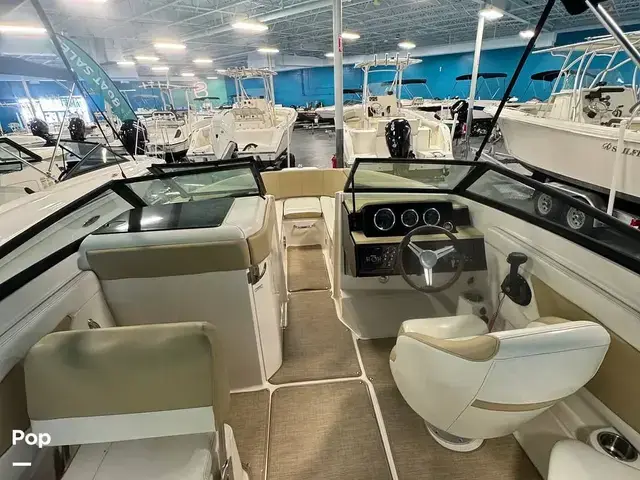 Sea Ray 230 Spx