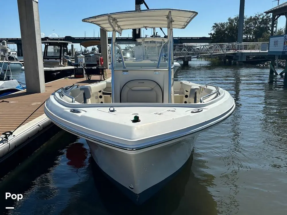 2022 Sailfish 242 cc